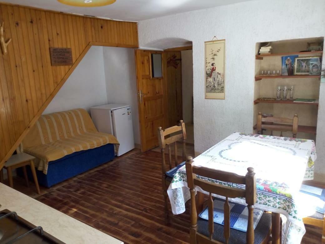 Apartman Dinko Lubenice Exterior photo